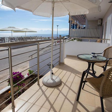 Al Mare Villas Skála Marión 部屋 写真